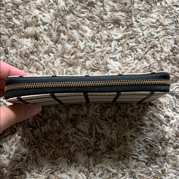 Fossil Windowpane Print Wallet - Picture 2 of 6